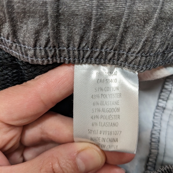 Valor Collective Flamingo pineapple Print Swimming Trunks - Picture 8 of 12